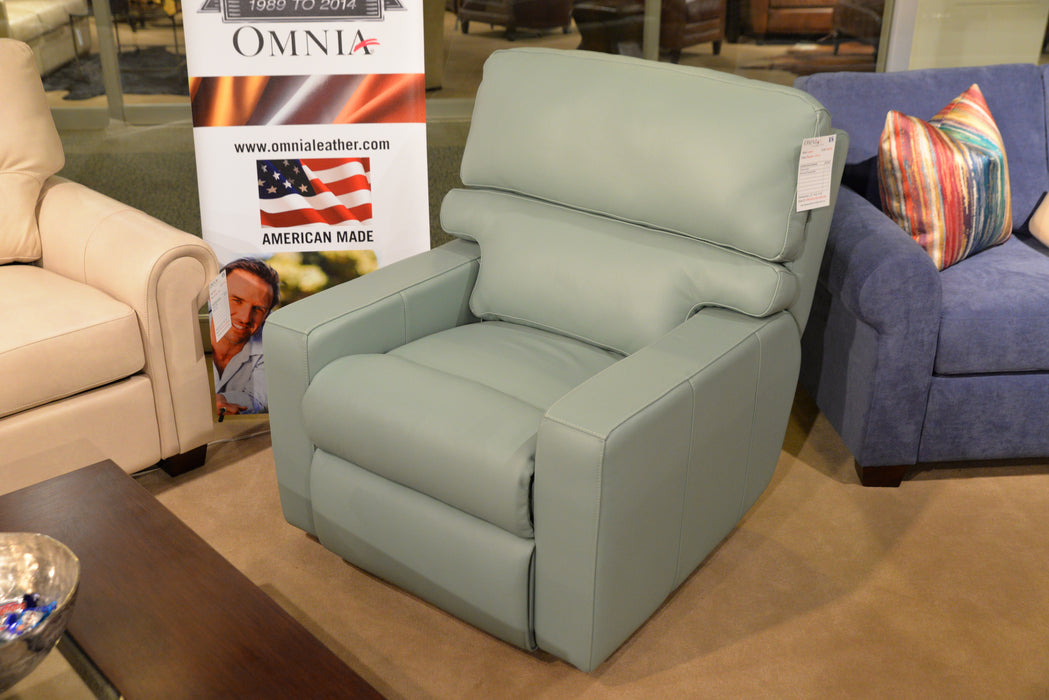 Omnia Larsen Chair
