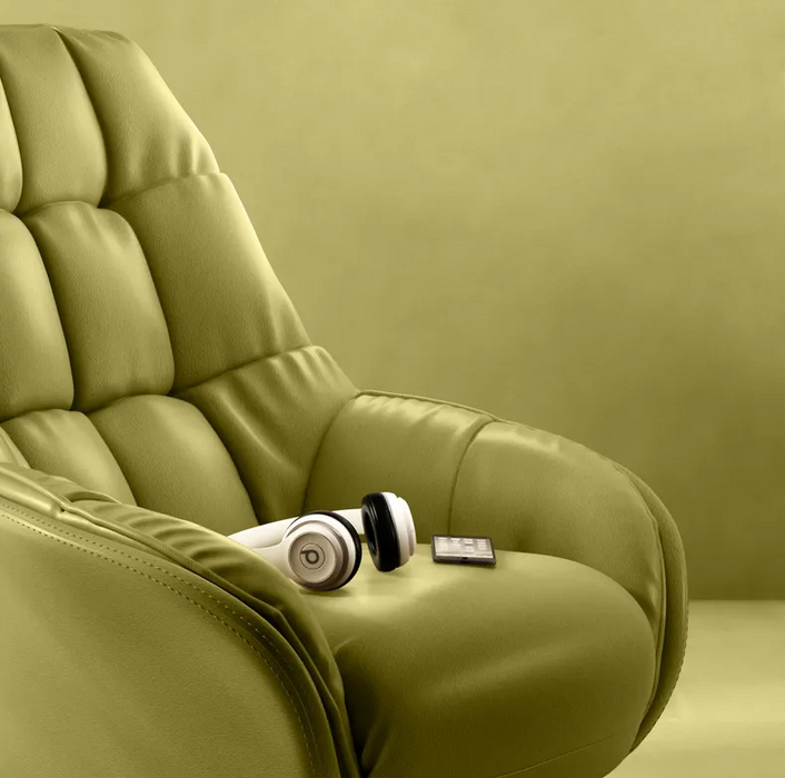 Natuzzi Levante Sofa C244
