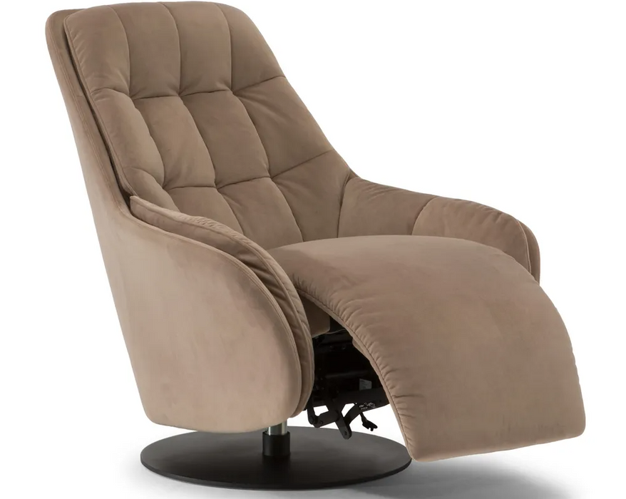Natuzzi Levante Sofa C244