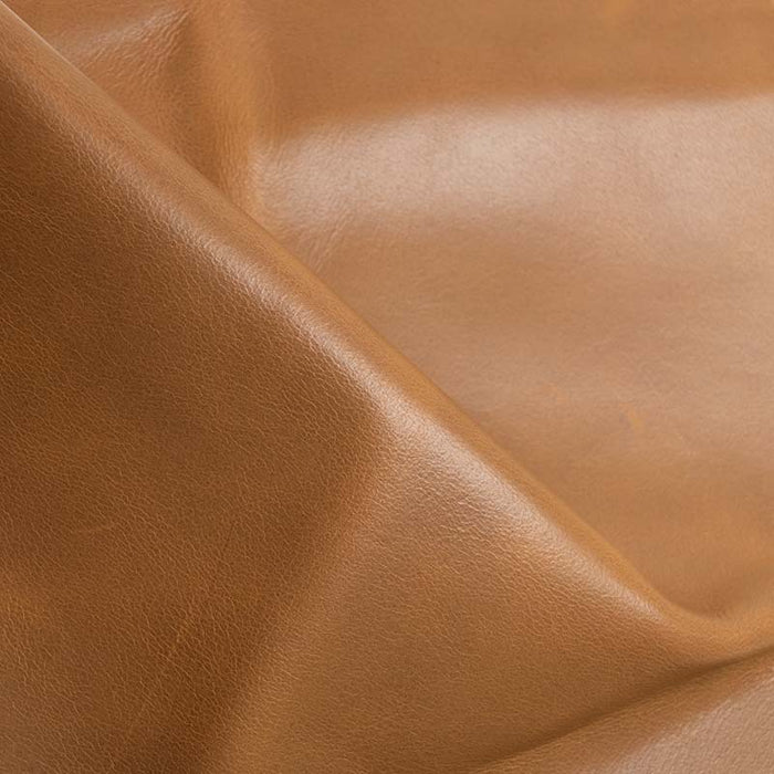 Umbria Desert leather swatch