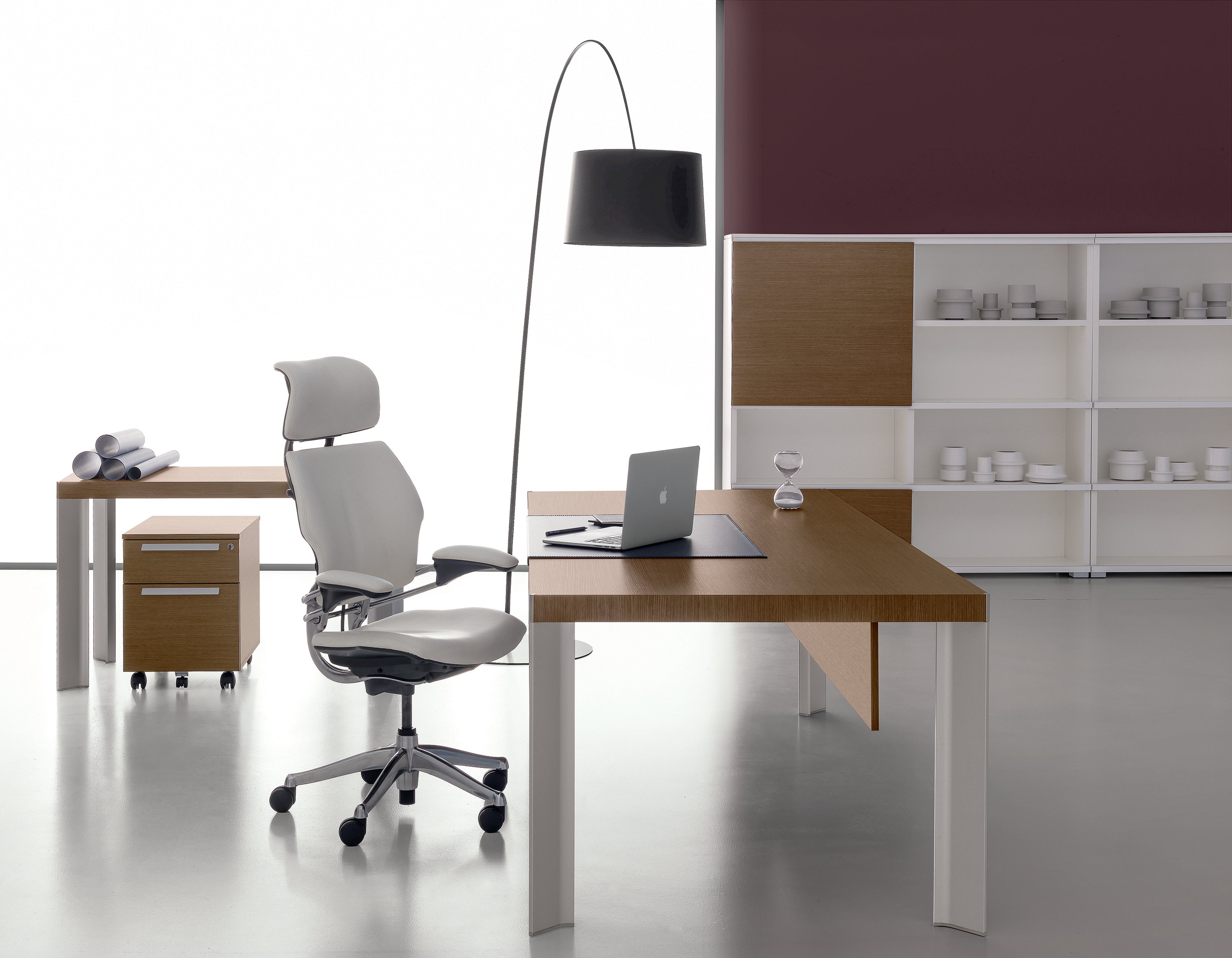 Humanscale Freedom Headrest - Leather Furniture