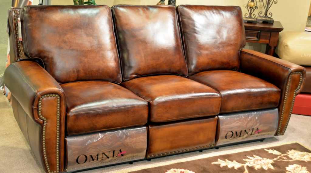 Omnia Dakota Sectional - leatherfurniture